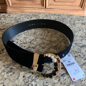 Zara High waisted velvet belt